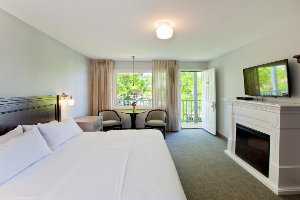 King Room interior